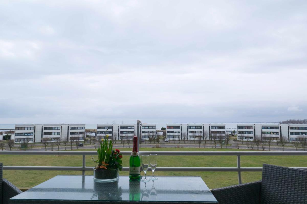 Inselblume 80 - Gemuetliche Ferienwohnung, Blick Auf Die Fehmarnsundbruecke Burgtiefe auf Fehmarn Exterior foto